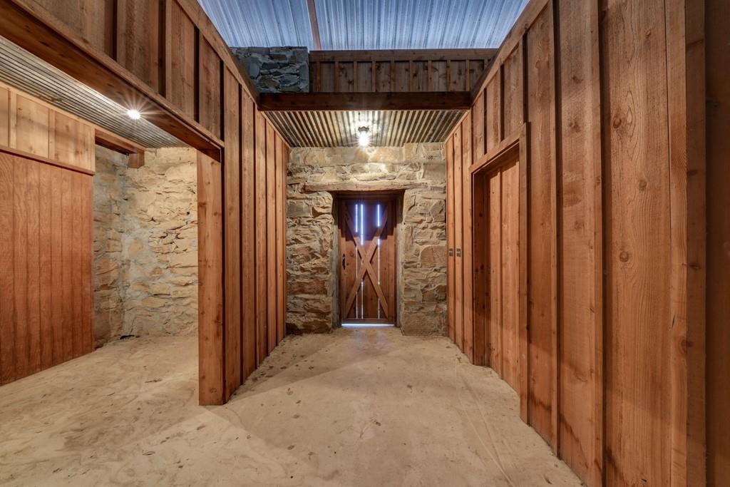 Image 34 of 40 For 6887 Von Ormy Rd