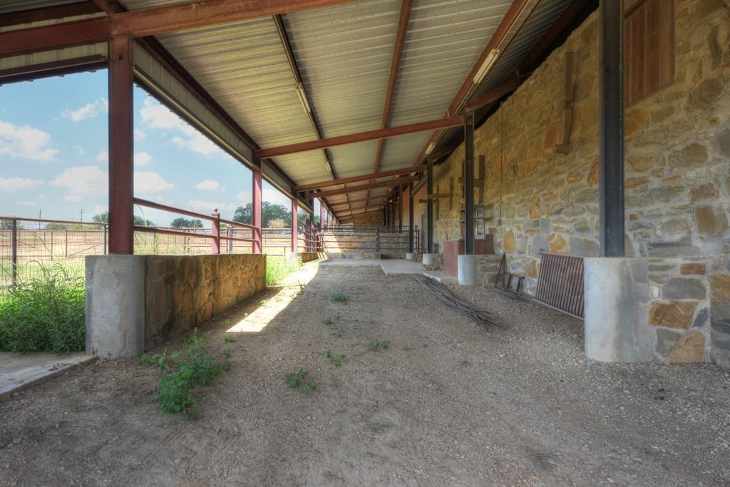 Image 38 of 40 For 6887 Von Ormy Rd