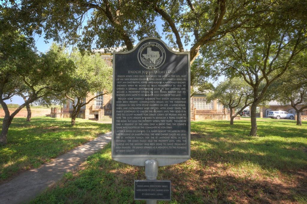 Image 6 of 40 For 6887 Von Ormy Rd