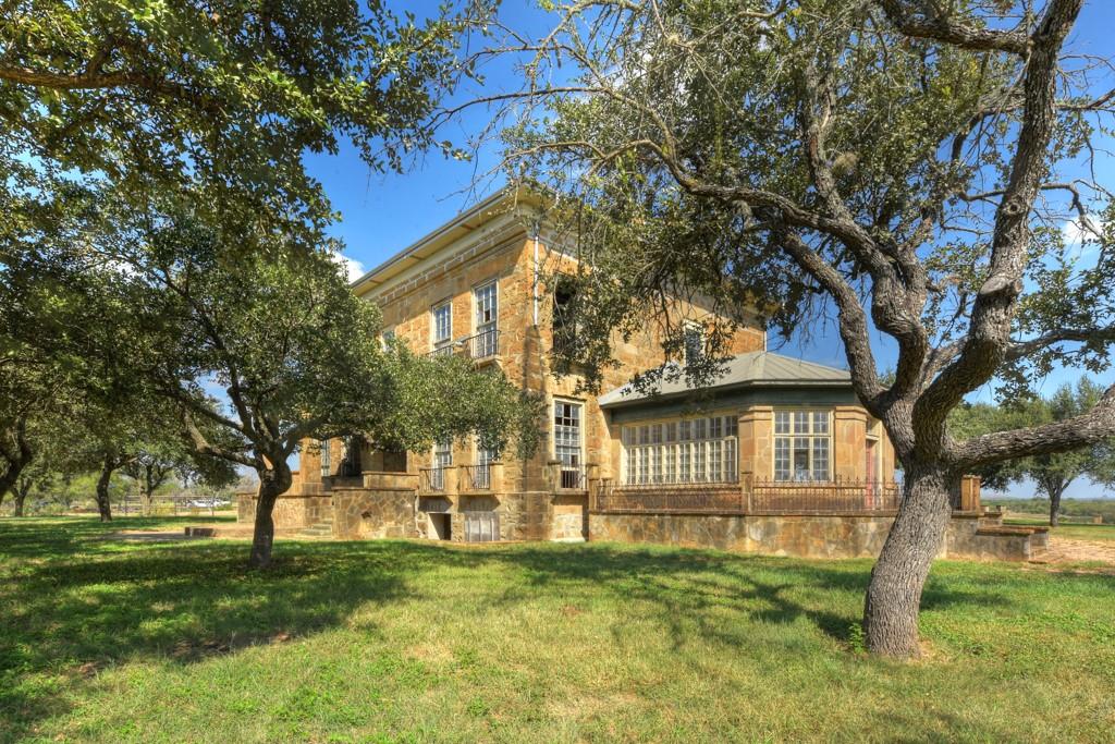 Image 7 of 40 For 6887 Von Ormy Rd