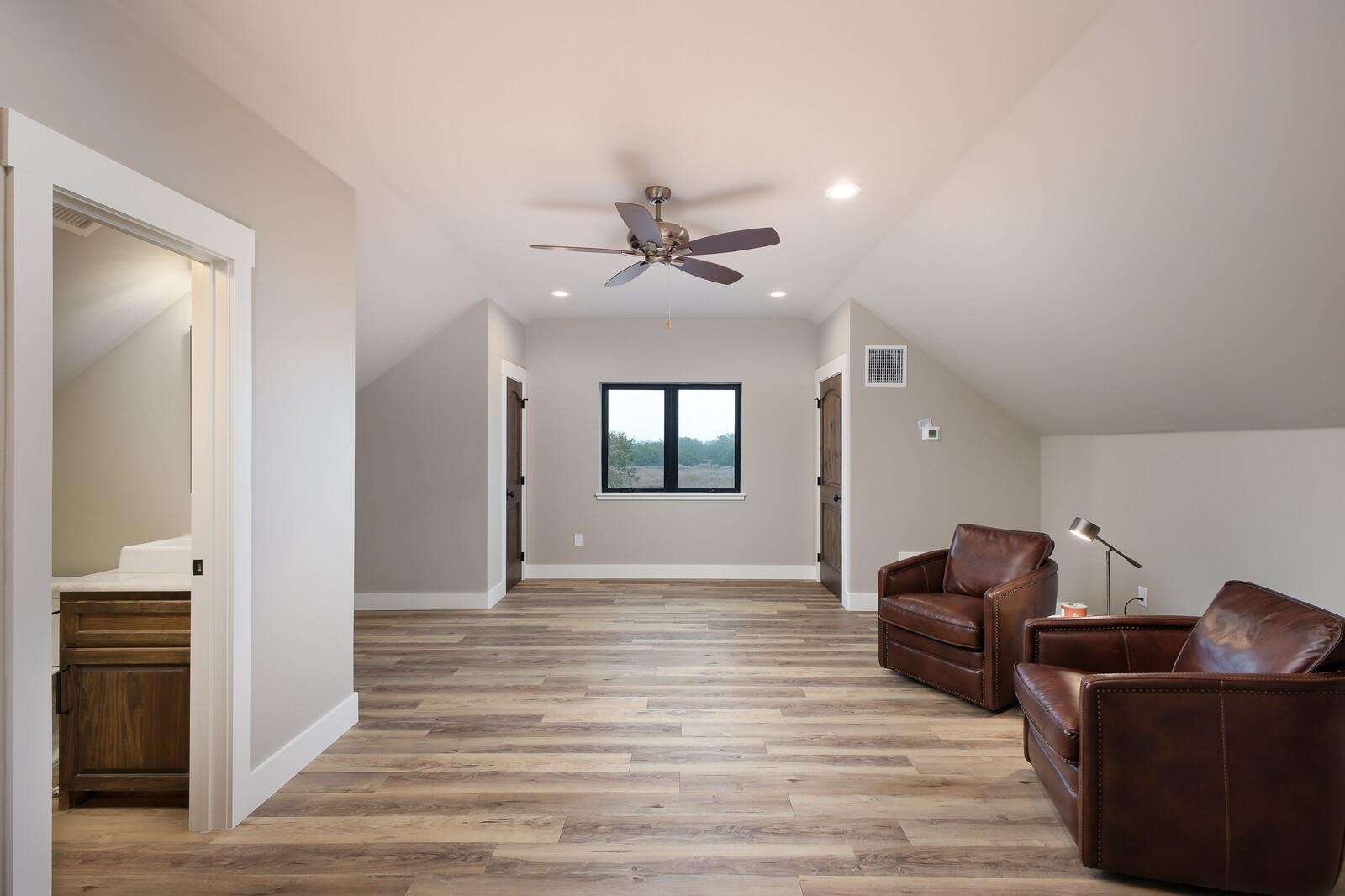 Image 32 of 40 For 235 Sattler Rd