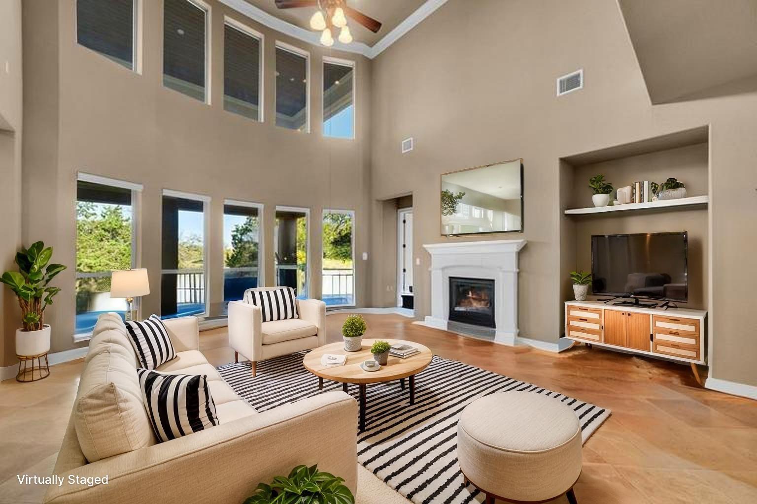 Image 11 of 37 For 2116 University Club Dr.