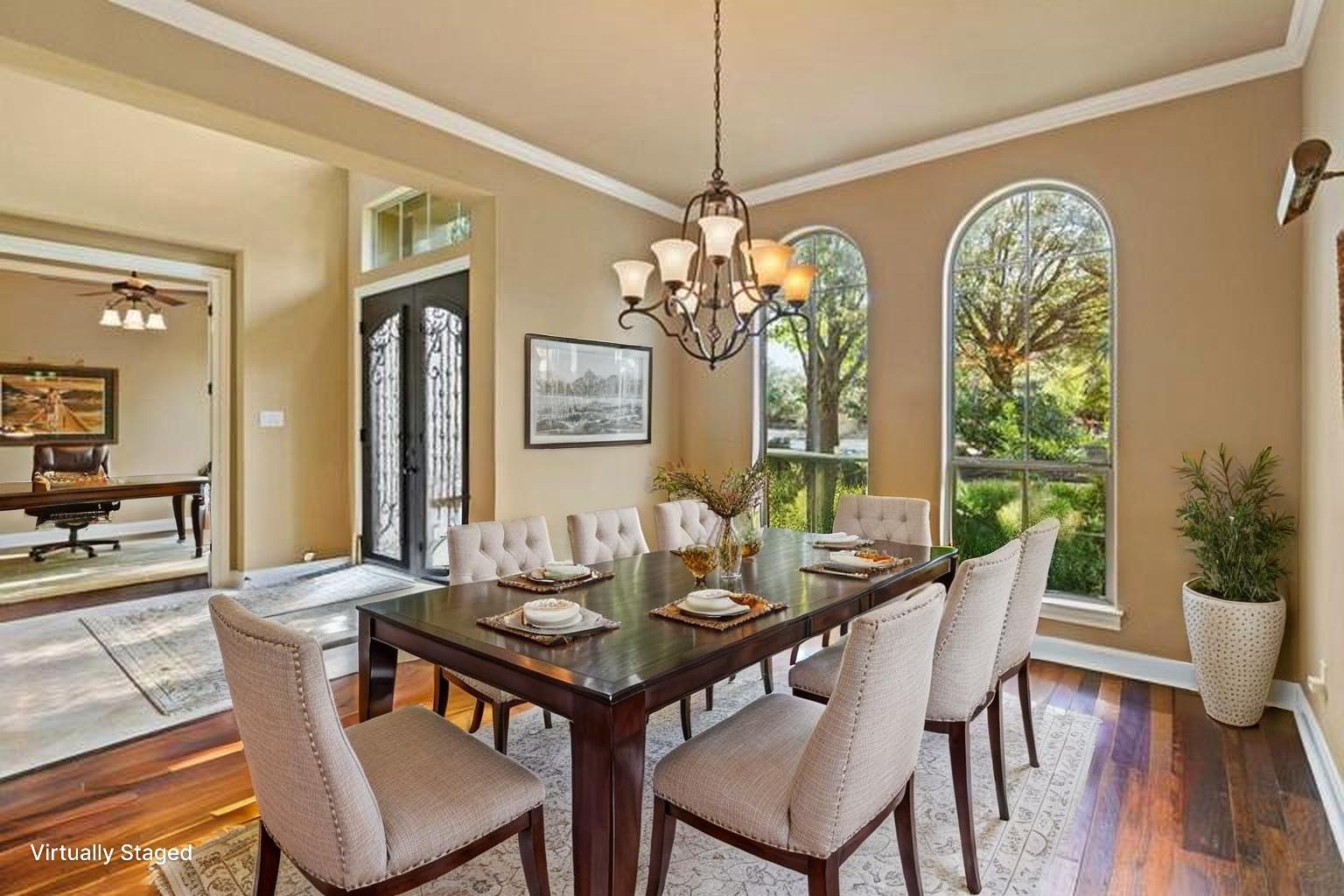 Image 5 of 37 For 2116 University Club Dr.