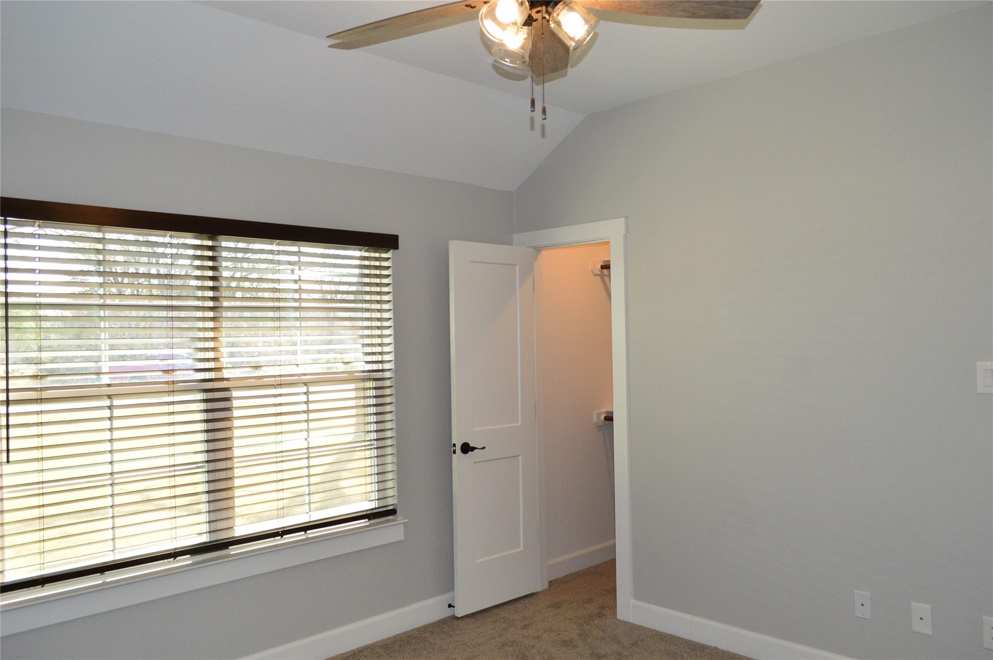 Image 32 of 40 For 1026 County Road 3152