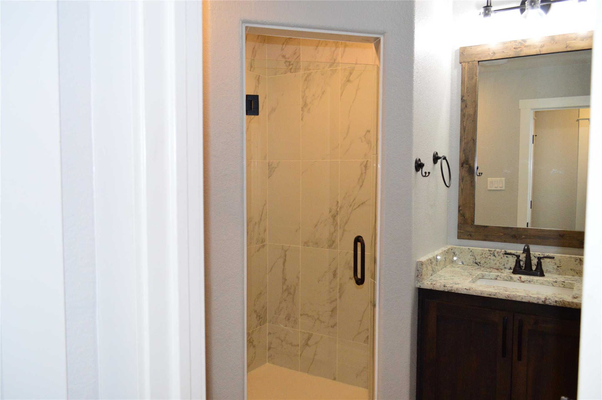 Image 33 of 40 For 1026 County Road 3152