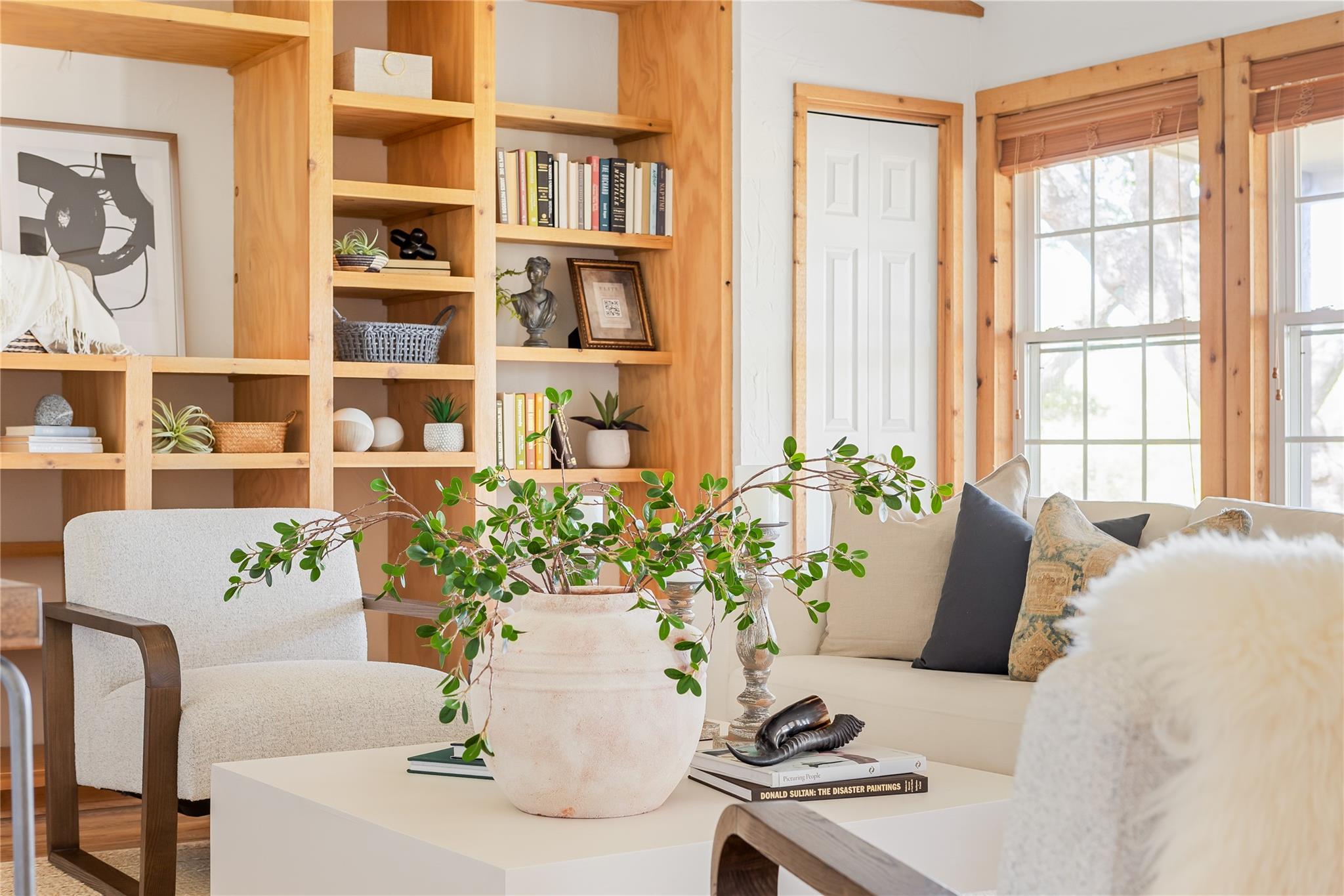 Image 11 of 29 For 9695 W Us 290 Highway