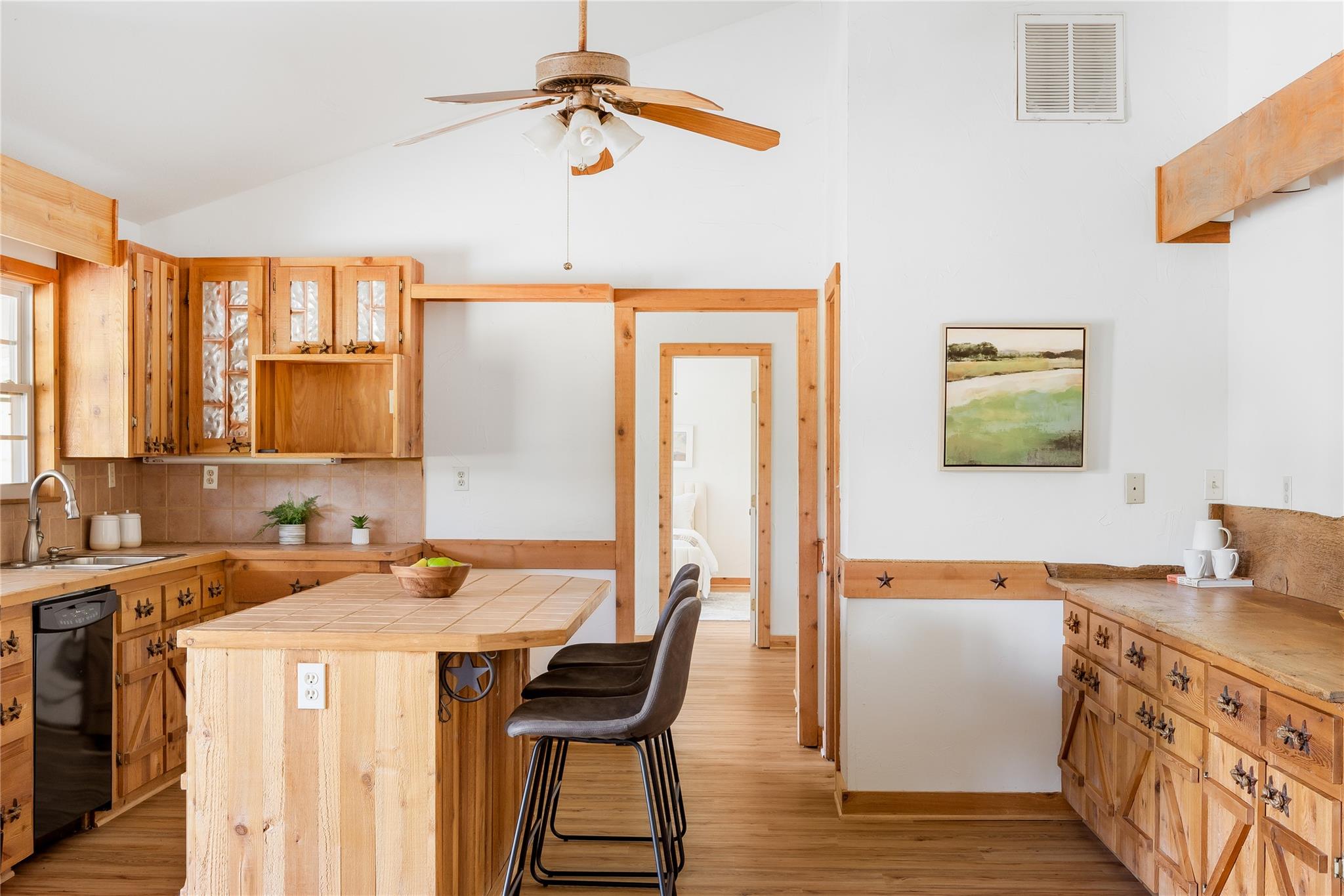 Image 17 of 29 For 9695 W Us 290 Highway