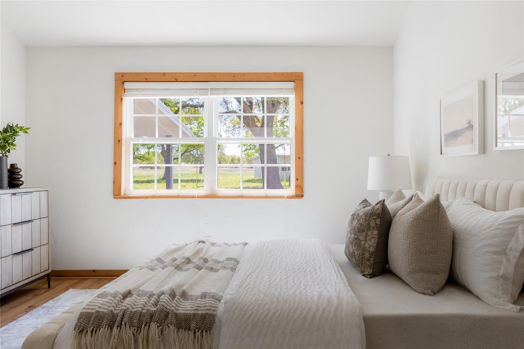 Image 24 of 29 For 9695 W Us 290 Highway