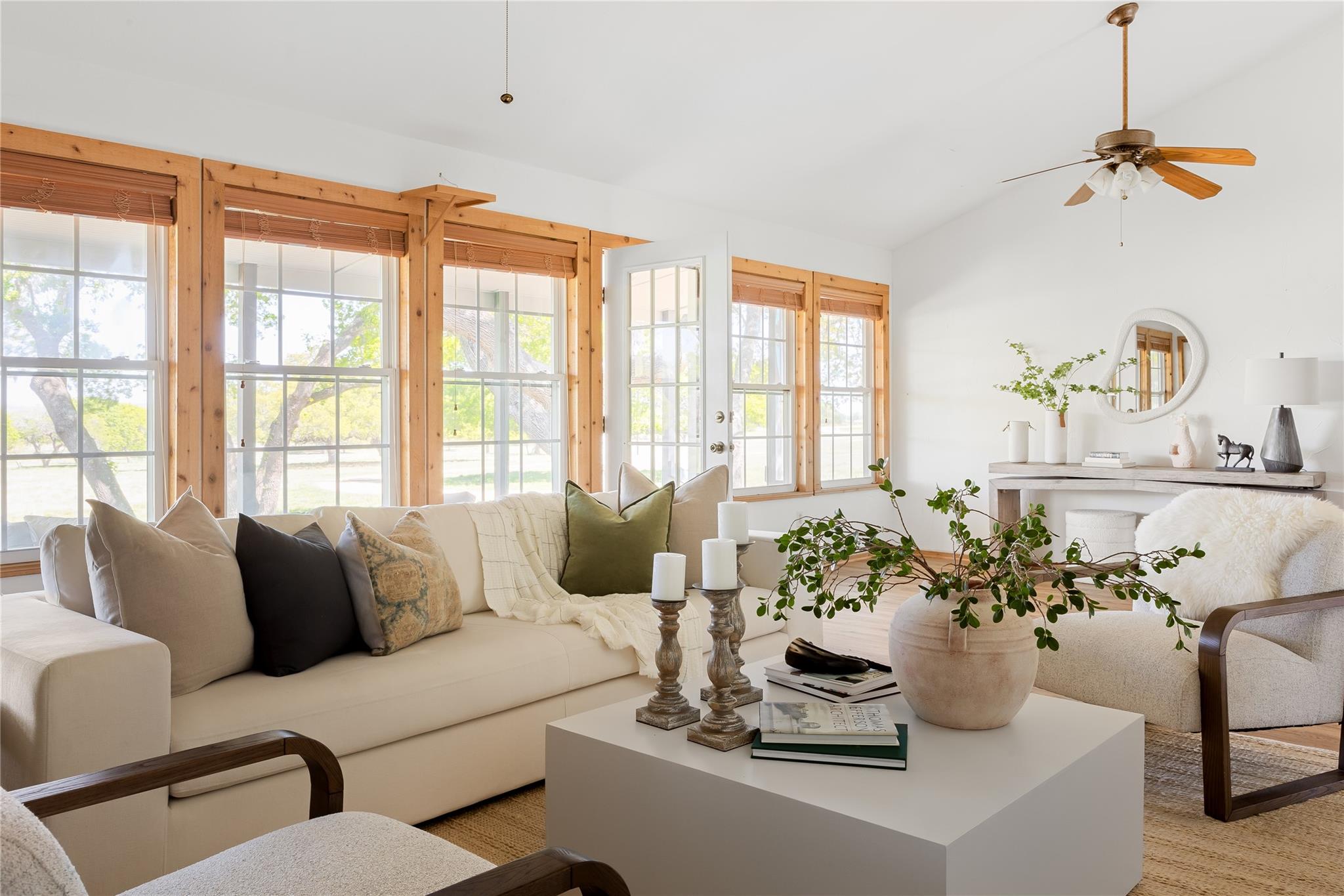 Image 9 of 29 For 9695 W Us 290 Highway