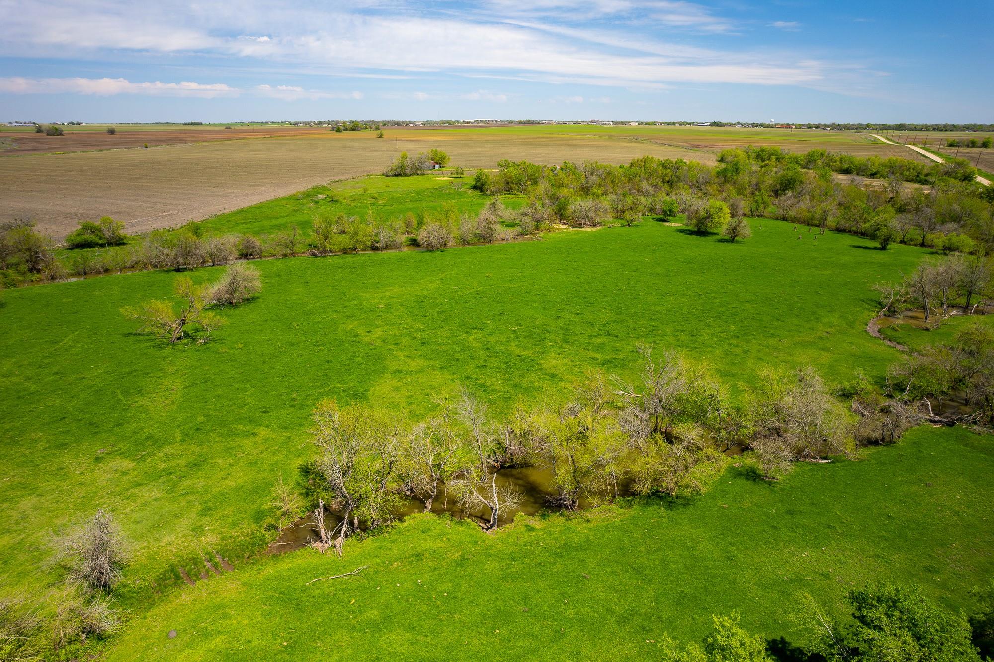 Image 16 of 33 For 901 County Road 398