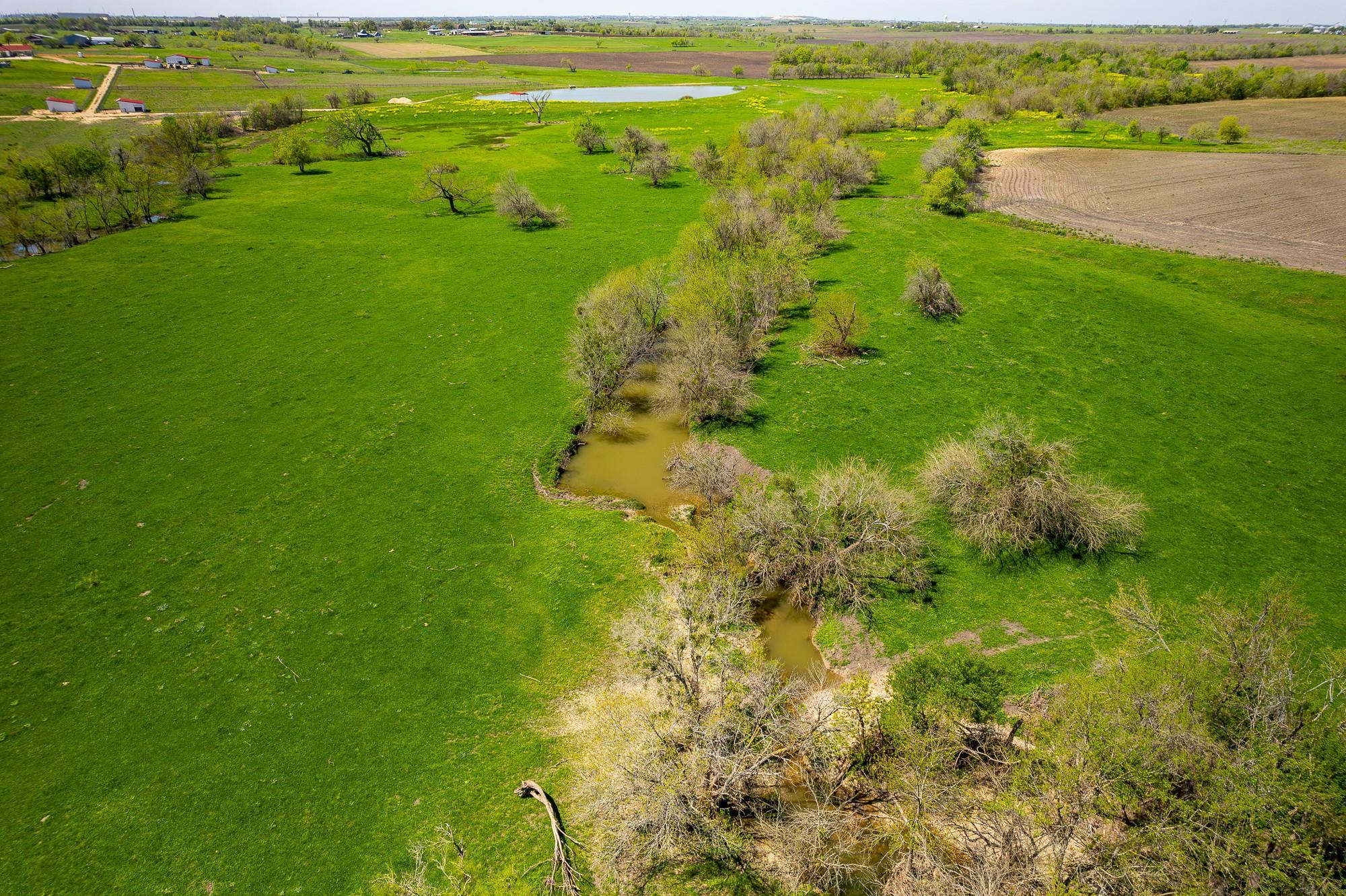 Image 20 of 33 For 901 County Road 398