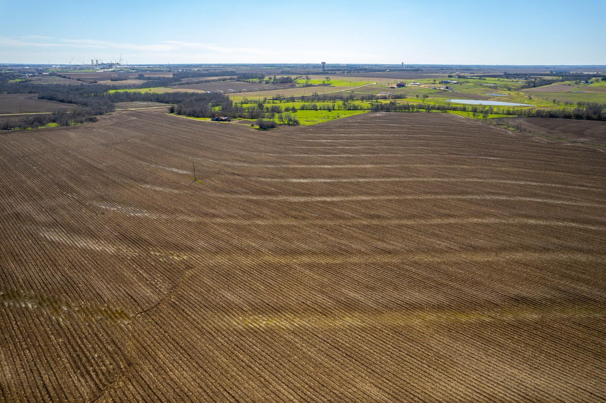 Image 5 of 33 For 901 County Road 398