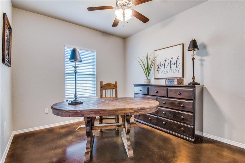 Image 10 of 17 For 1112 Renee Way