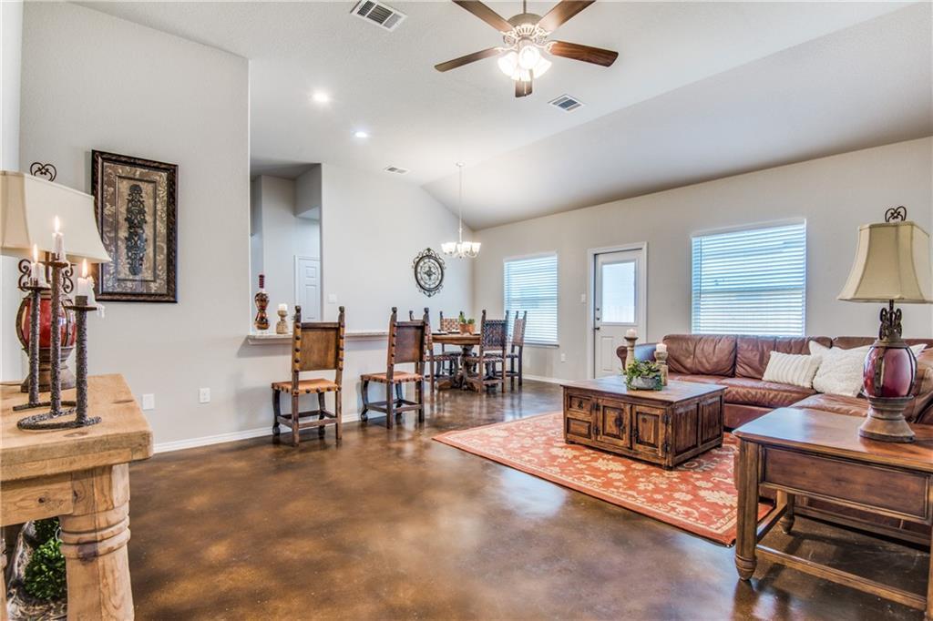 Image 5 of 17 For 1112 Renee Way