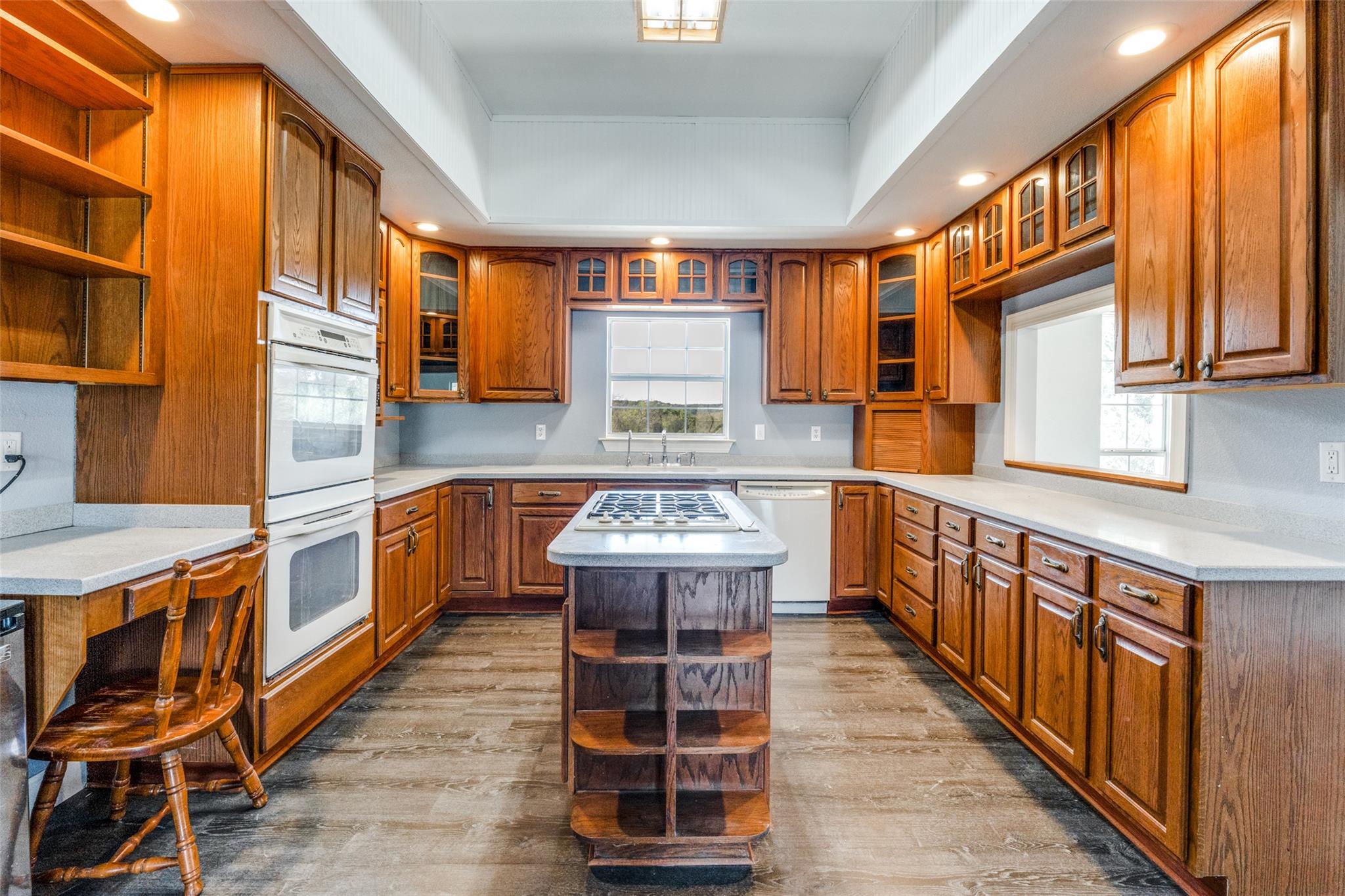 Image 4 of 36 For 34970 Smithson Valley Rd