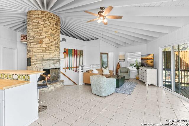 Image 16 of 50 For 1433 Riviera Dr