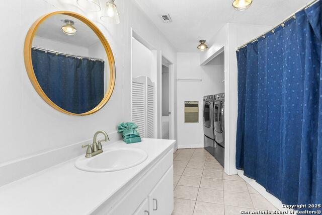 Image 31 of 50 For 1433 Riviera Dr