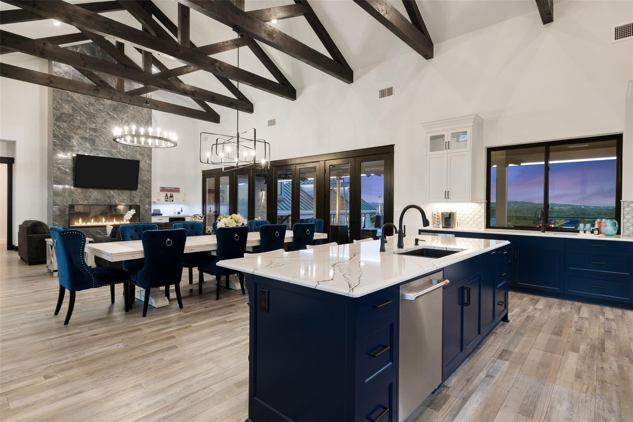 Image 10 of 39 For 205 Flat Rock Way