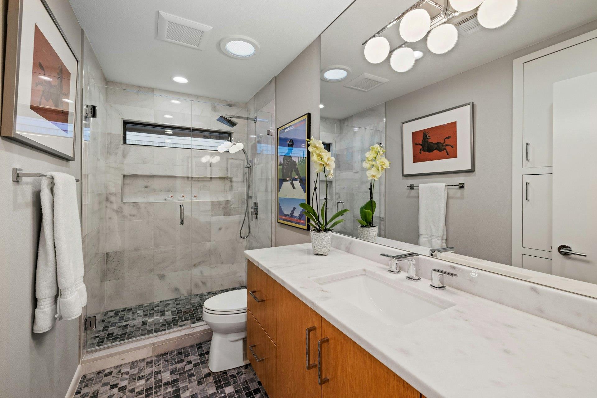 Image 23 of 31 For 8714 Ridgehill Dr