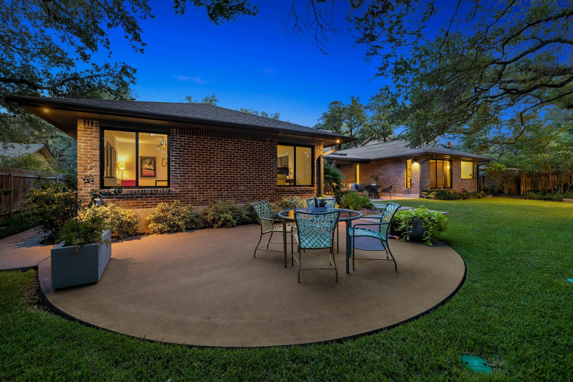 Image 31 of 31 For 8714 Ridgehill Dr