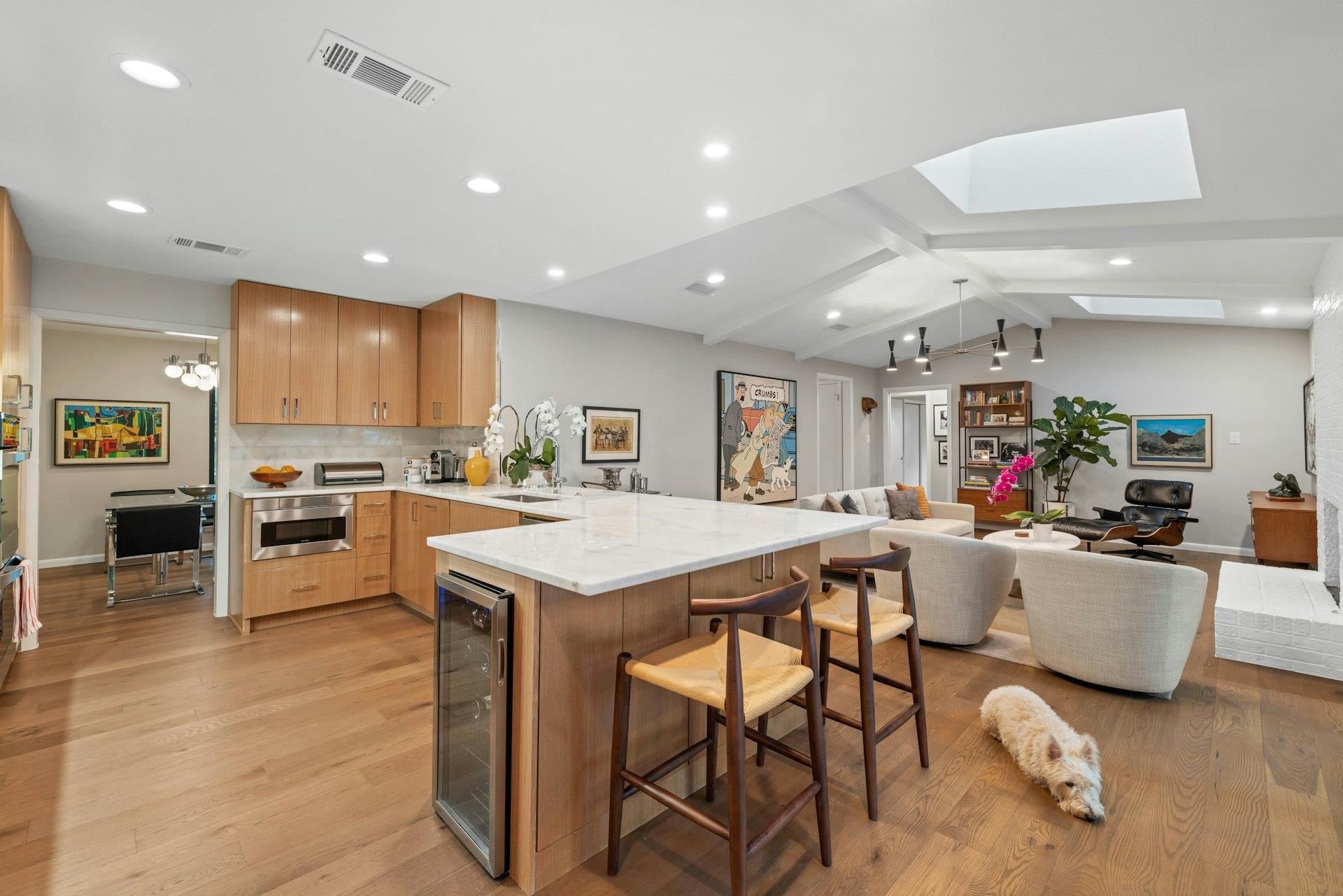 Image 5 of 31 For 8714 Ridgehill Dr