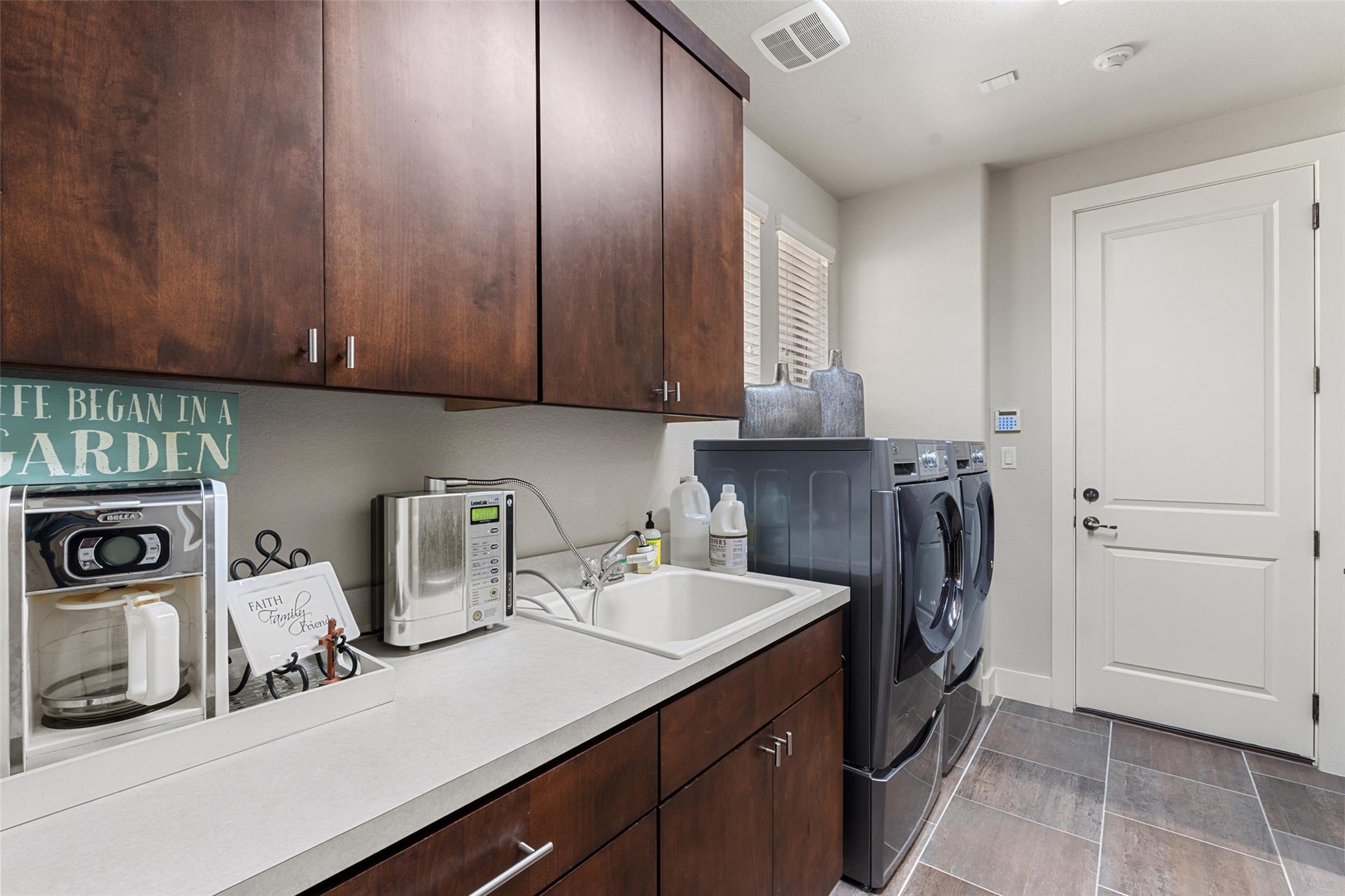 Image 24 of 40 For 13009 Zen Gardens Way