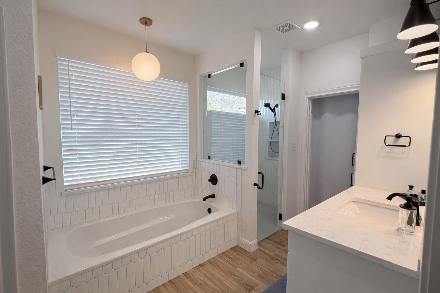 Image 7 of 20 For 1680 County Road 302