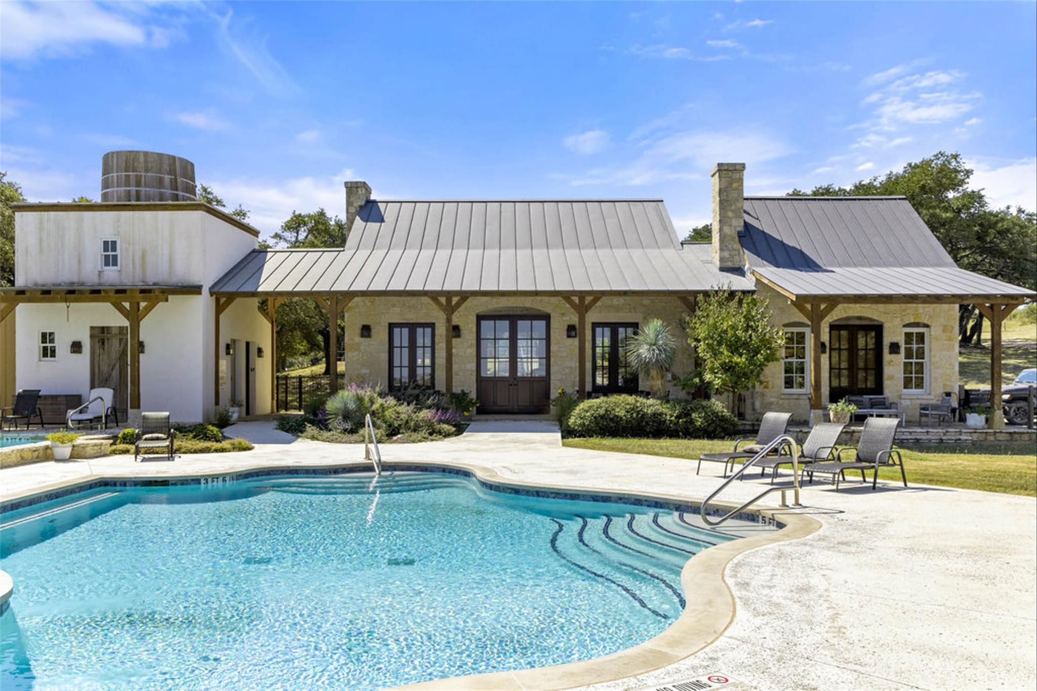 Image 34 of 40 For 1655 Walnut Springs Rd