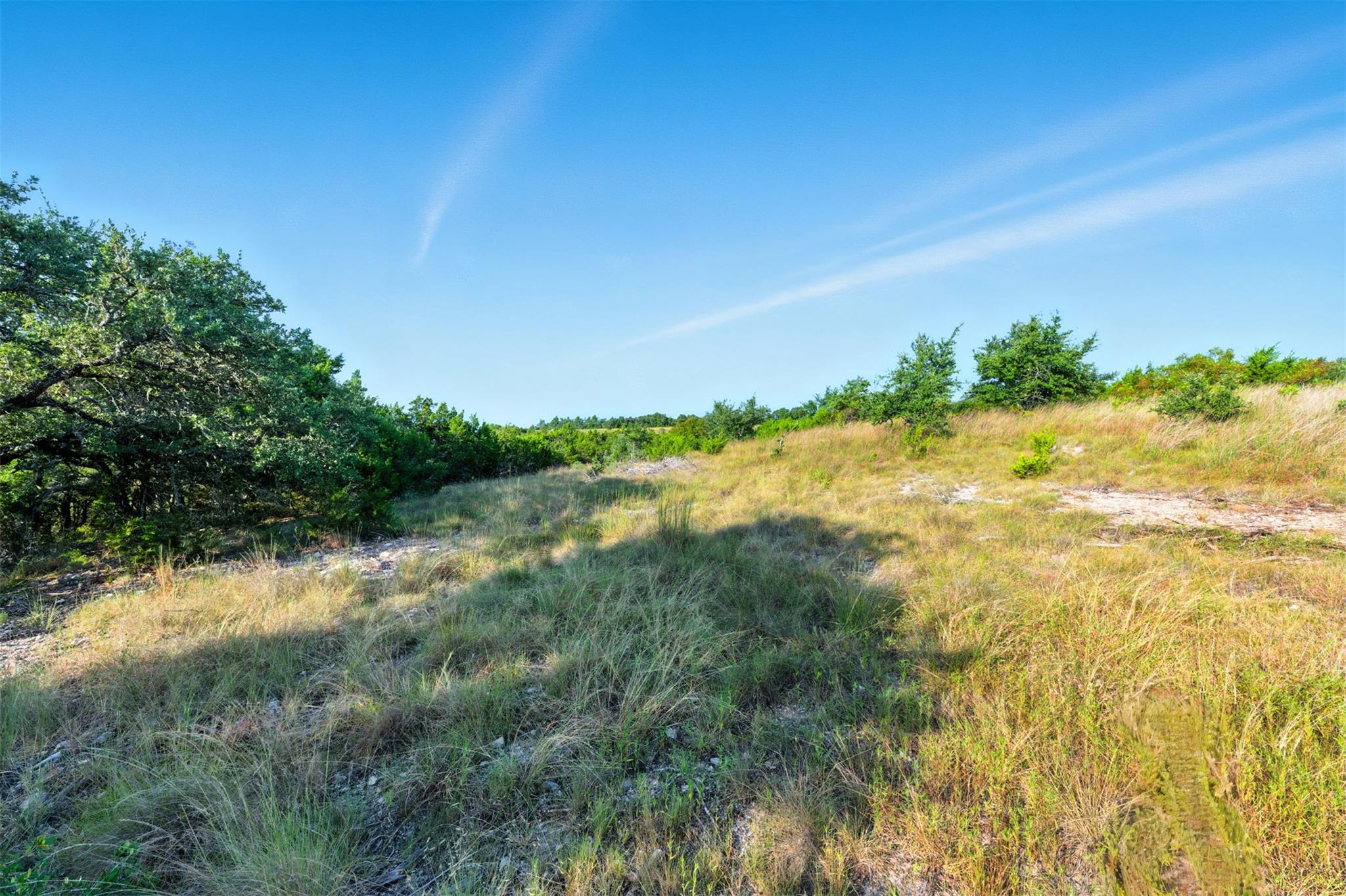 Image 12 of 40 For 753 Sunset Dr