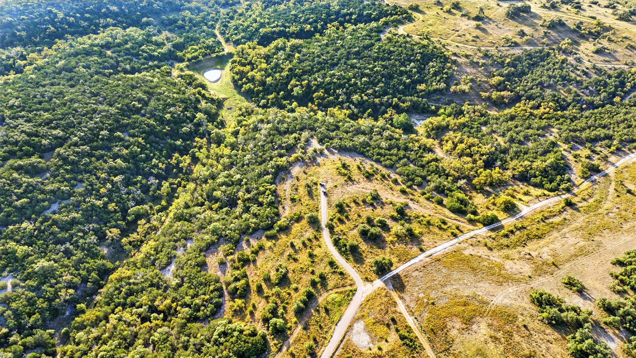 Image 13 of 40 For 753 Sunset Dr