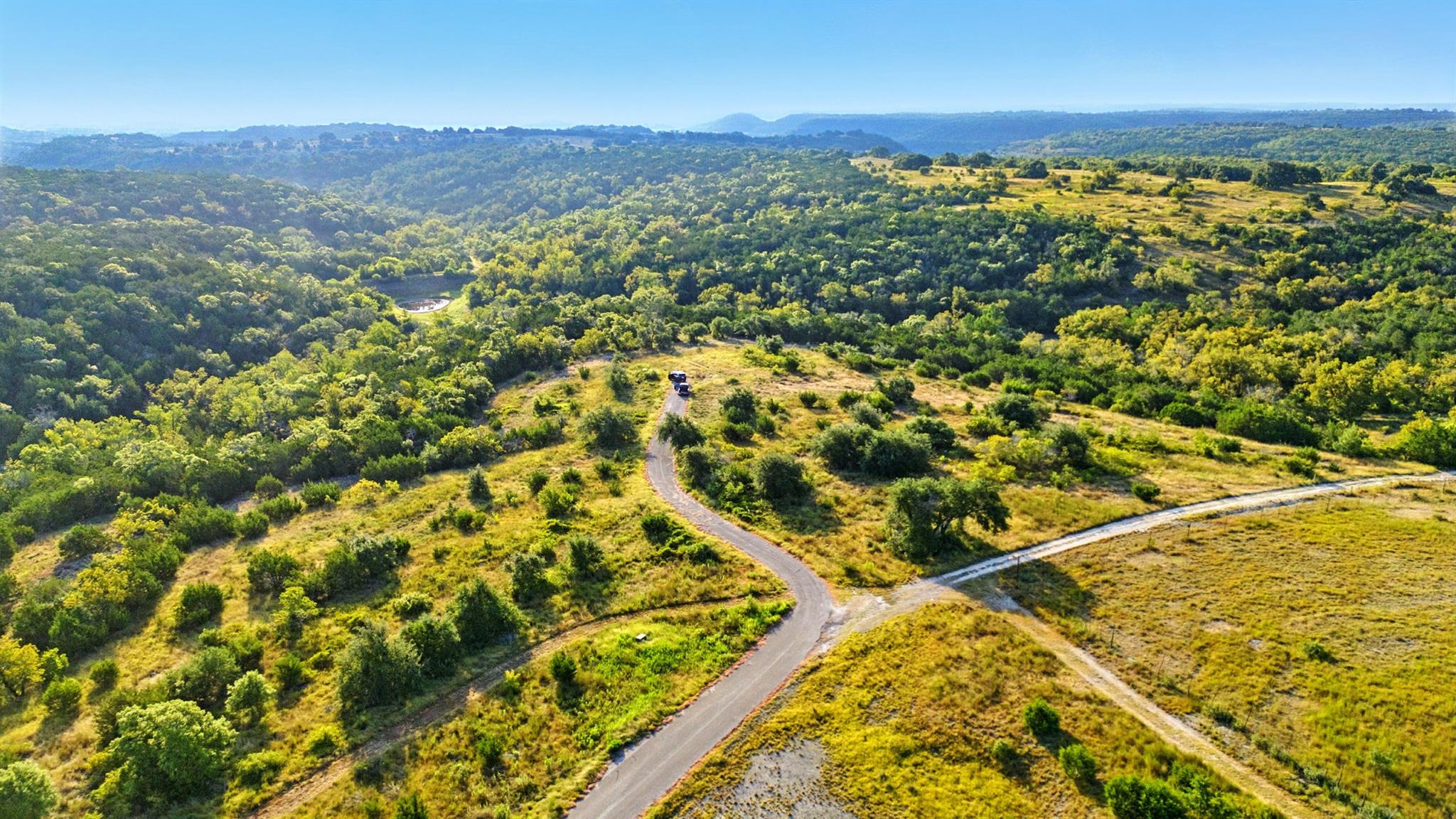 Image 18 of 40 For 753 Sunset Dr