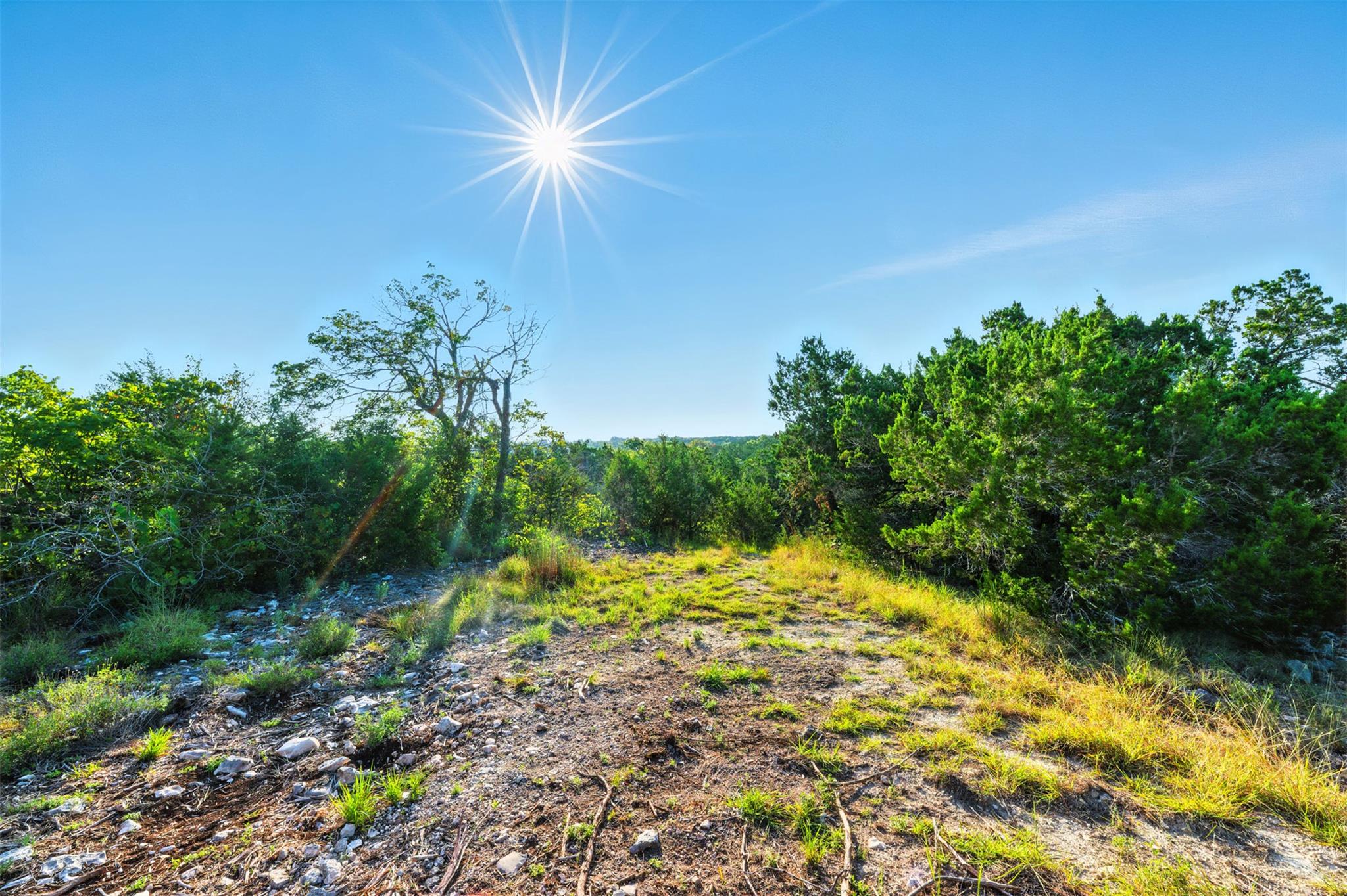 Image 21 of 40 For 753 Sunset Dr