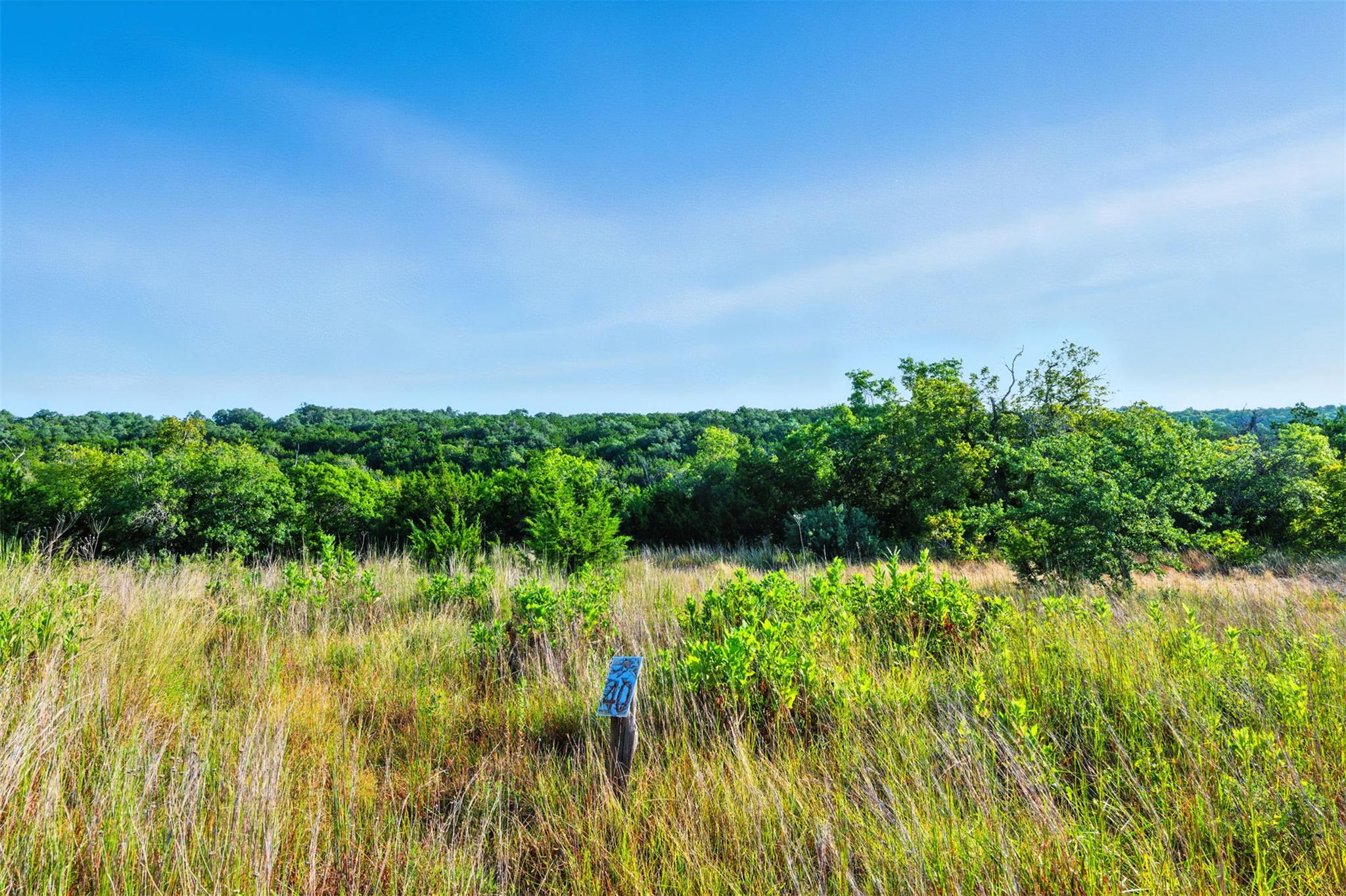 Image 23 of 40 For 753 Sunset Dr