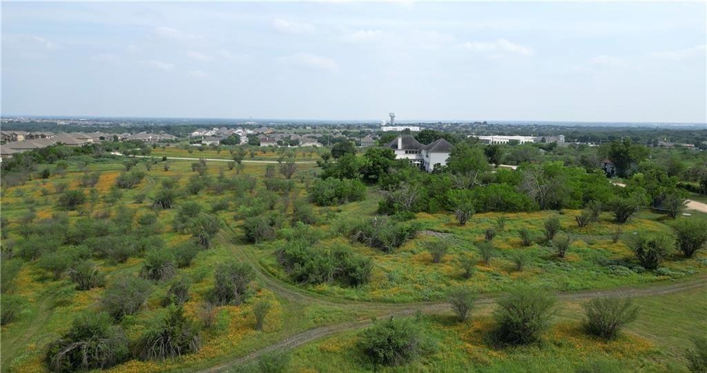 Image 10 of 18 For 2501 Green Valley Rd