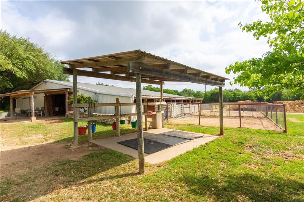 Image 20 of 36 For 15000 Fitzhugh Rd