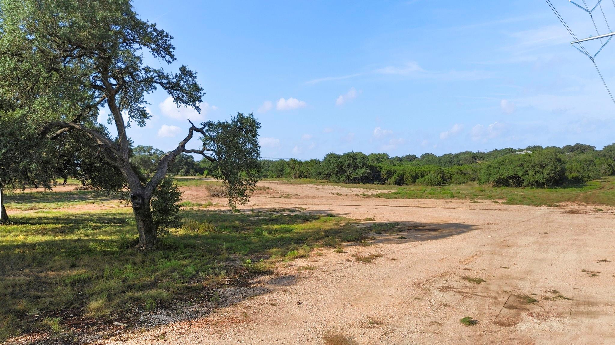 Image 4 of 17 For 154 Lone Oak Rd