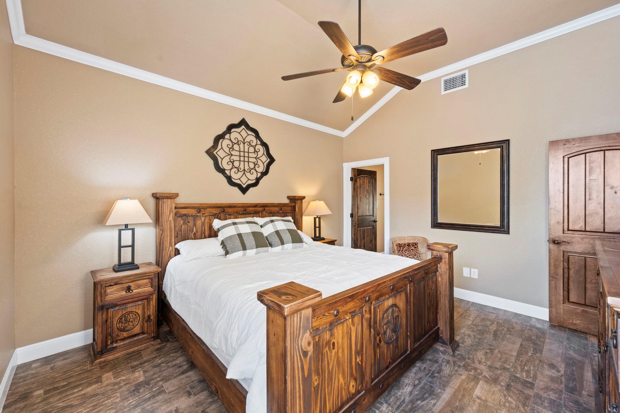 Image 10 of 27 For 198 River Villas Ct 3