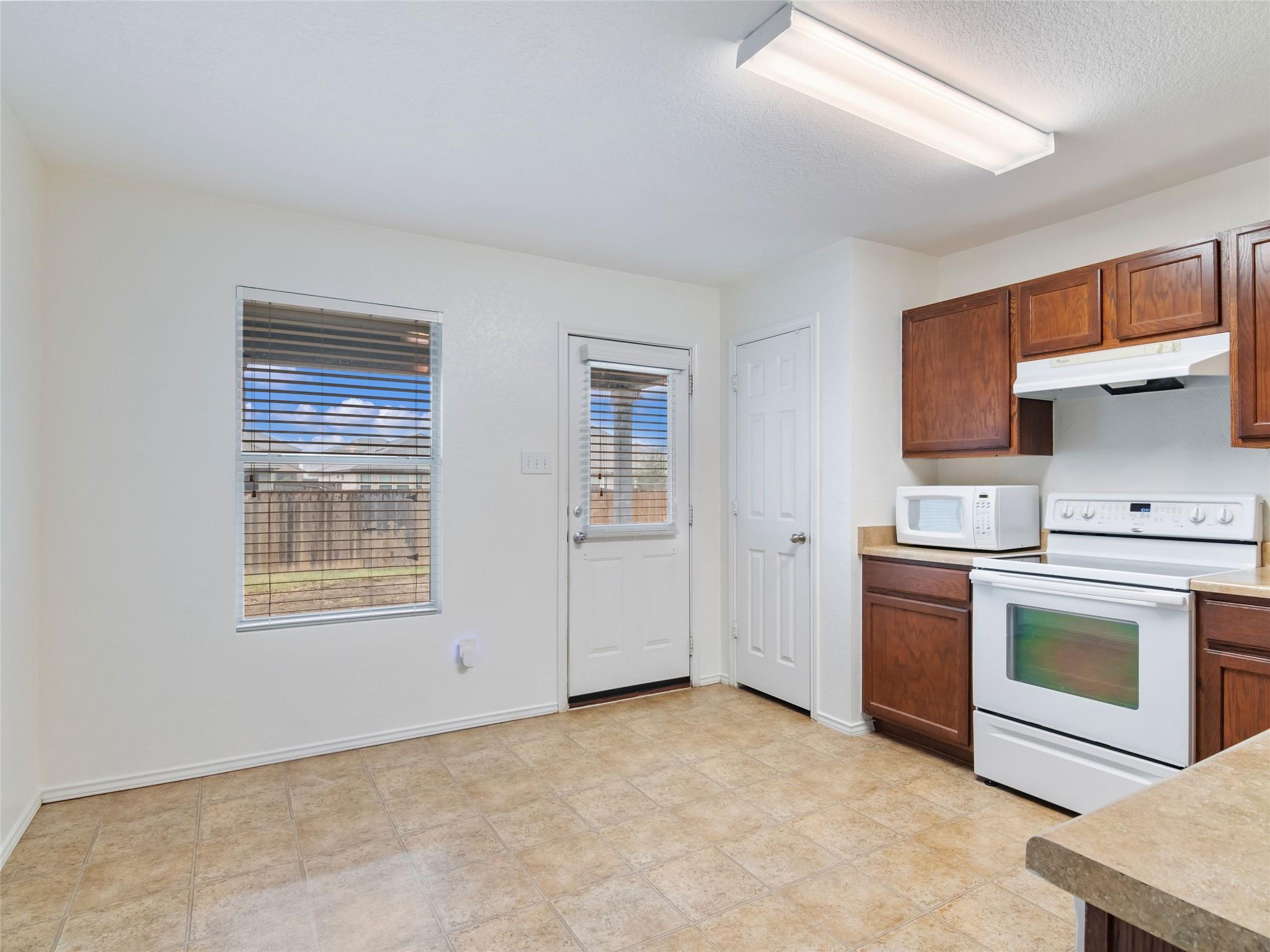 Image 10 of 23 For 244 Cactus Patch