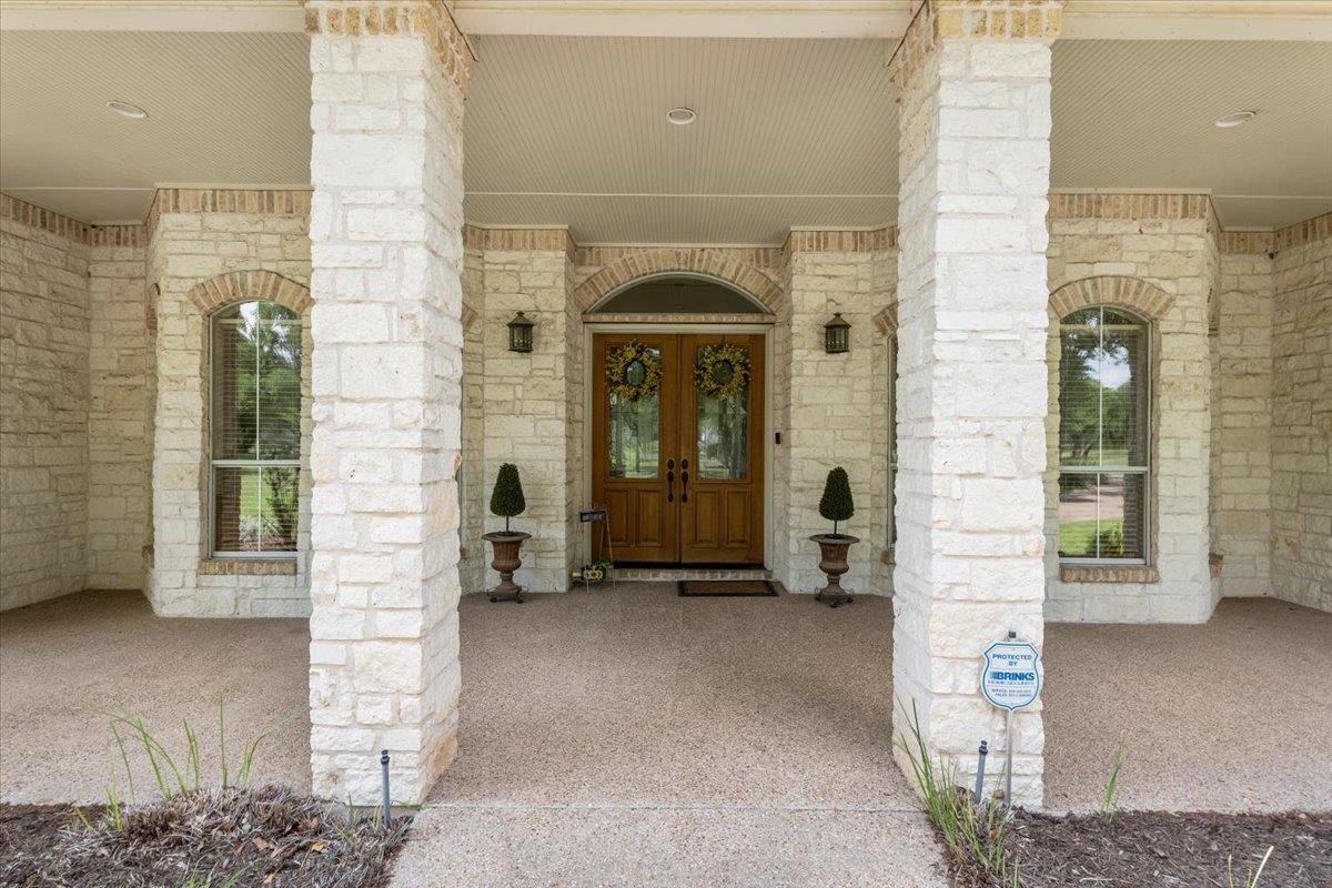 Image 2 of 40 For 2905 Post River Rd