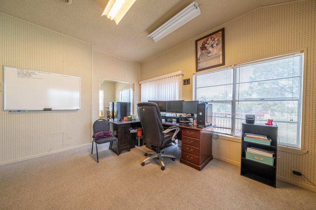 Image 15 of 19 For 12102 Us Highway 281 N