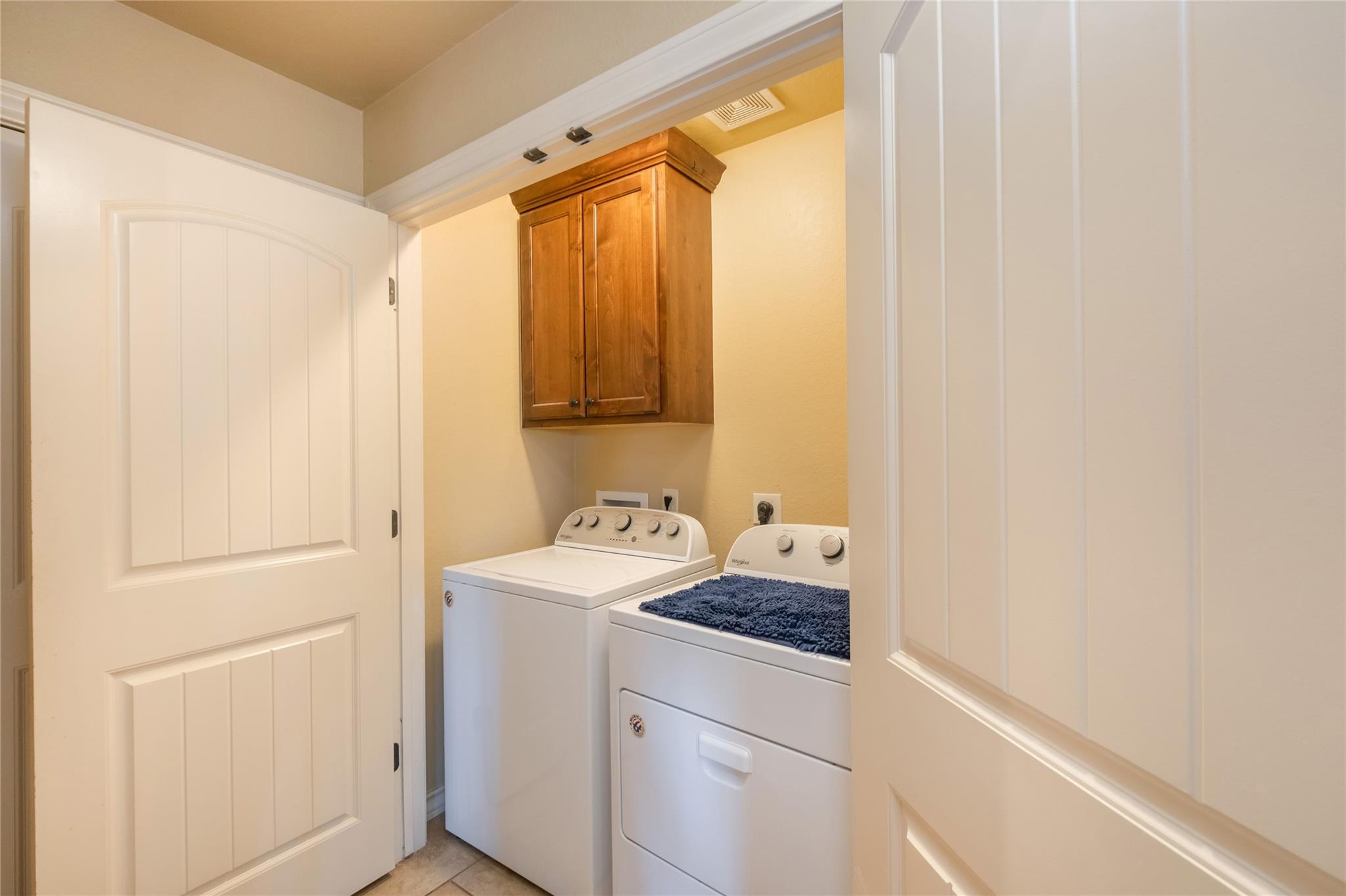 Image 14 of 40 For 107 Garrett Way