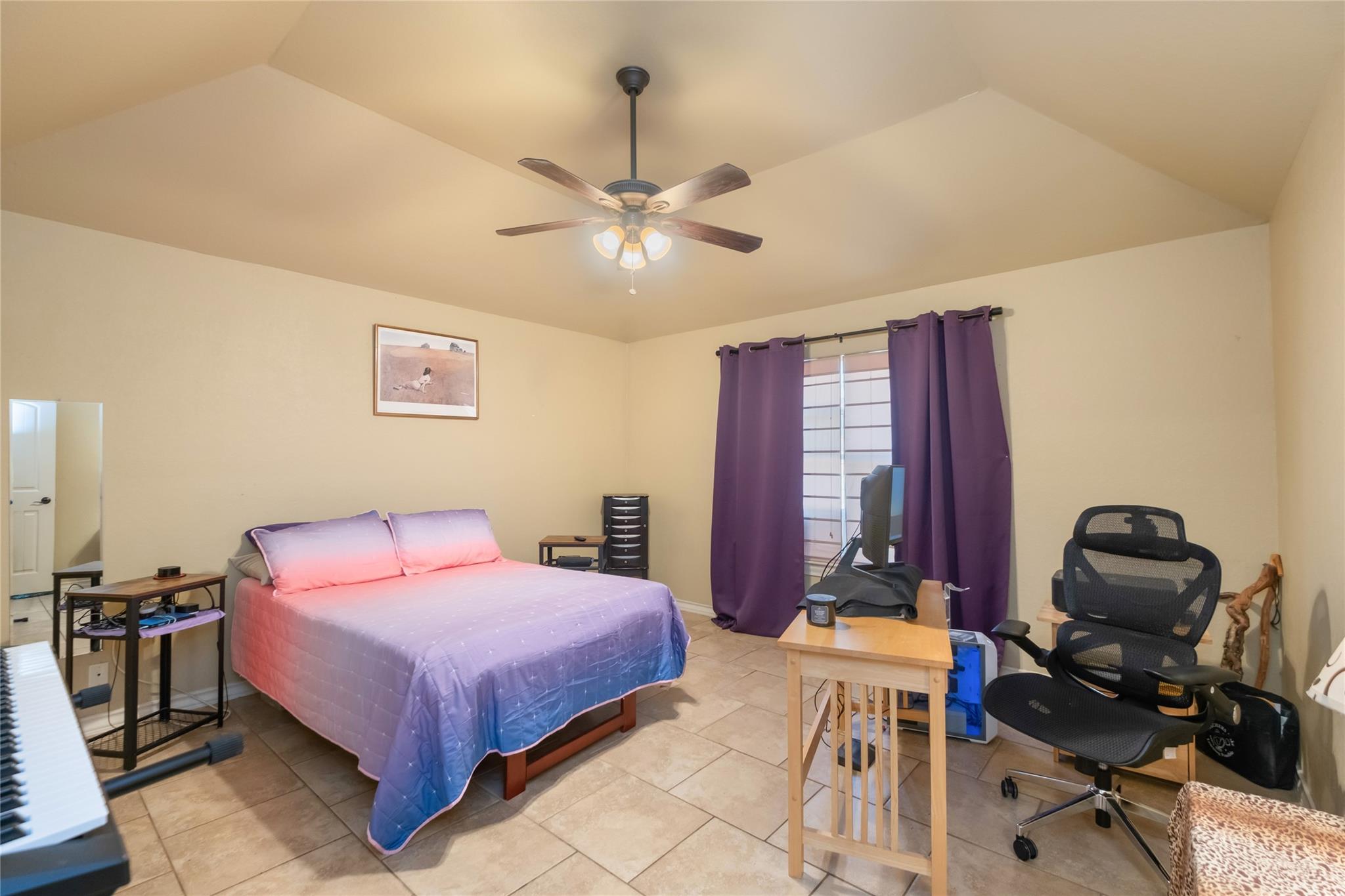 Image 15 of 40 For 107 Garrett Way