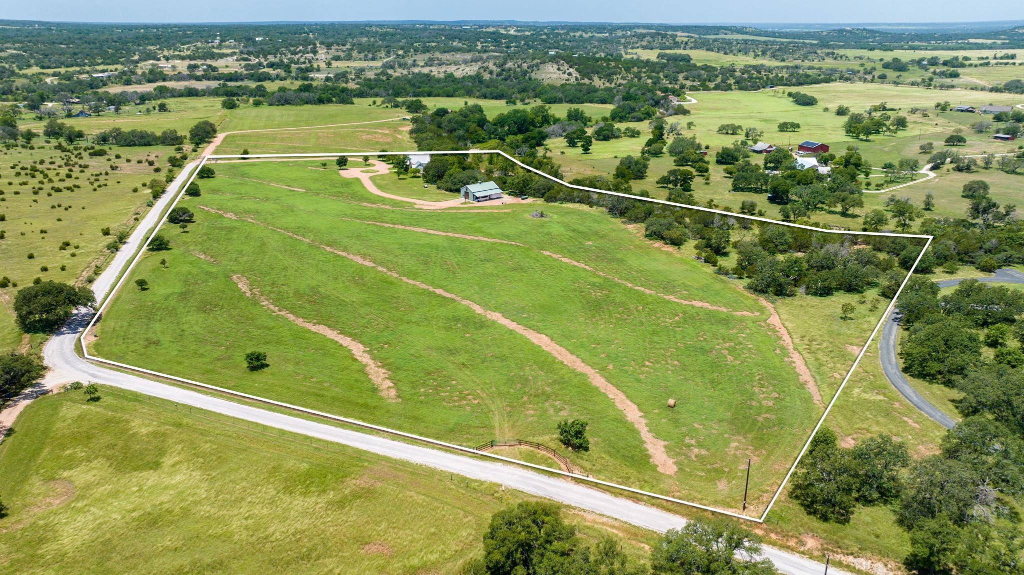 Details for 810 Clear Creek Rd, Fredericksburg, TX 78624