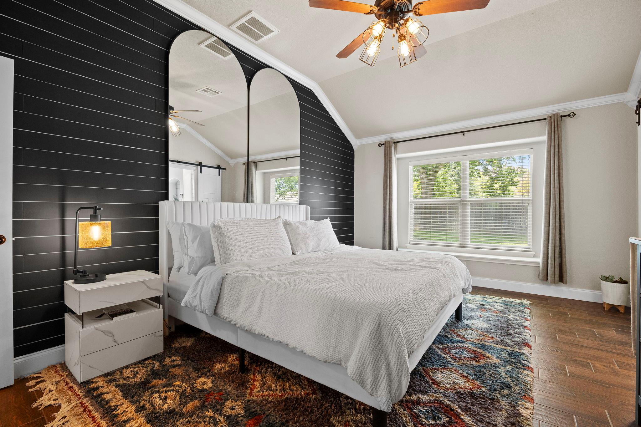 Image 19 of 38 For 401 Wiltshire Dr