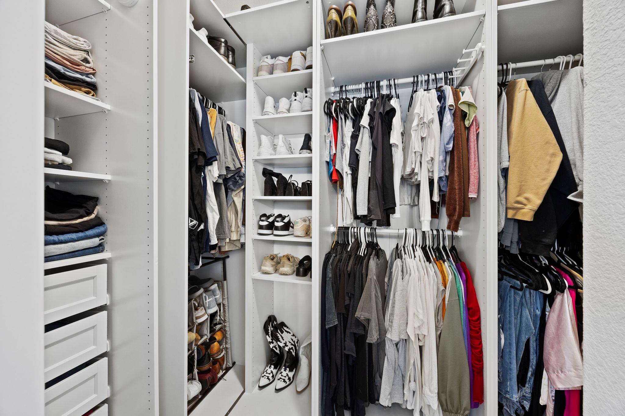 Image 22 of 38 For 401 Wiltshire Dr