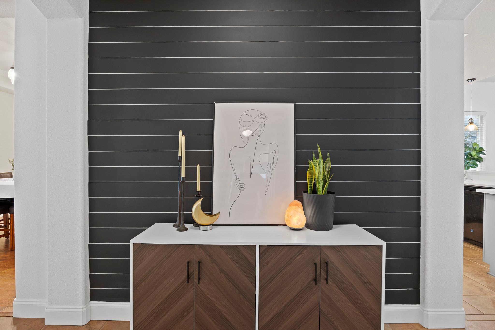 Image 9 of 38 For 401 Wiltshire Dr