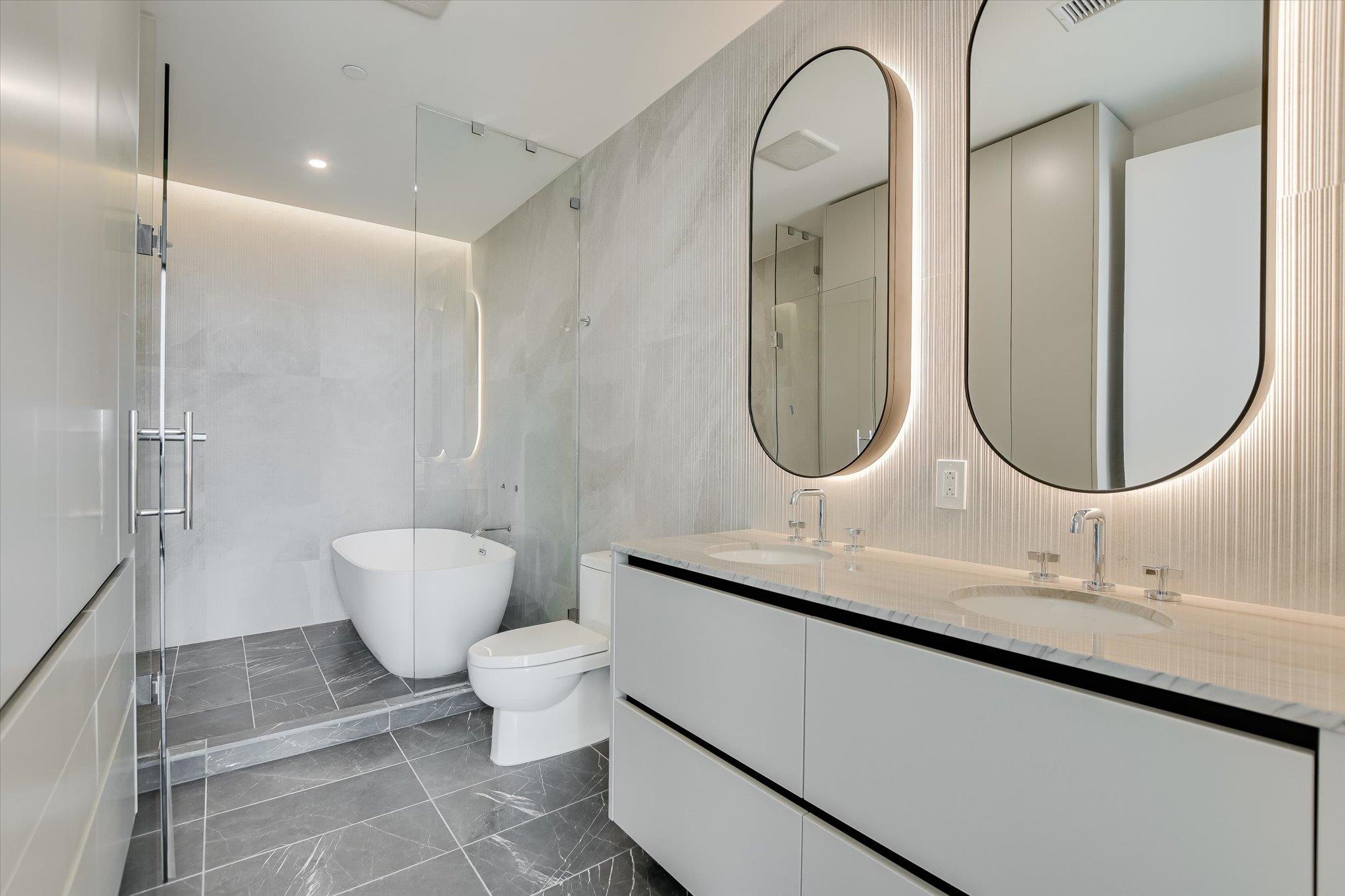 Image 18 of 40 For 610 Davis St 4903