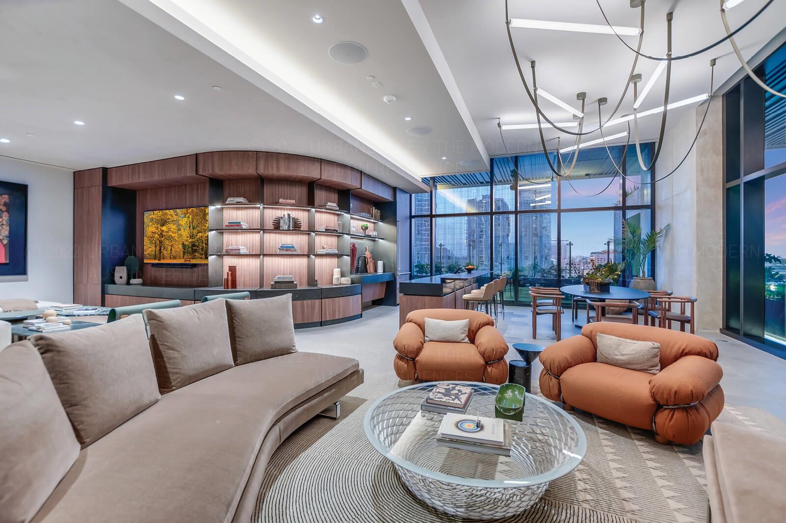 Image 38 of 40 For 610 Davis St 4903