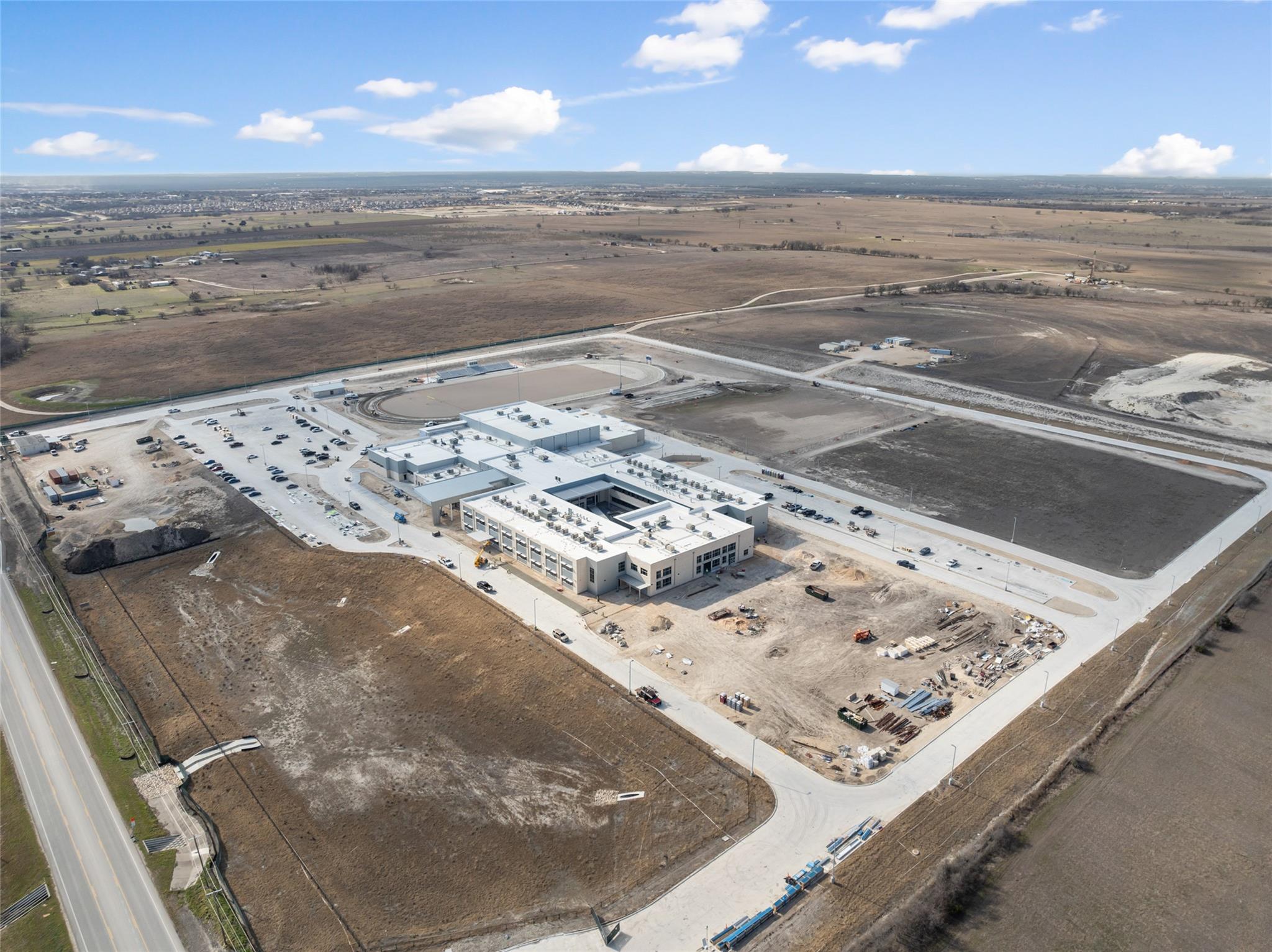 Image 10 of 29 For 2558 Fm 487  