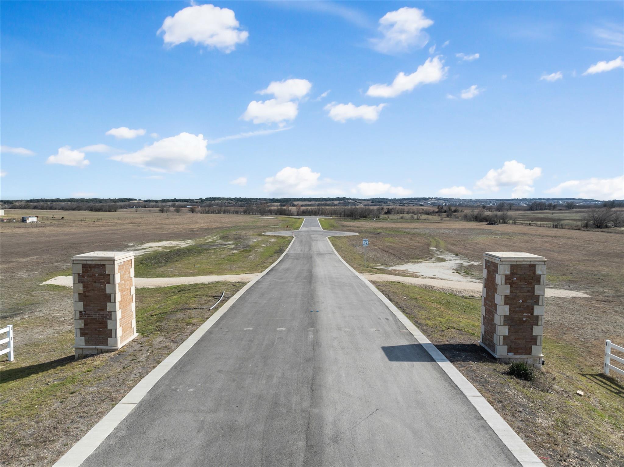 Image 11 of 29 For 2558 Fm 487  